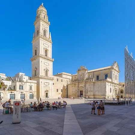 Reale Flats Lecce