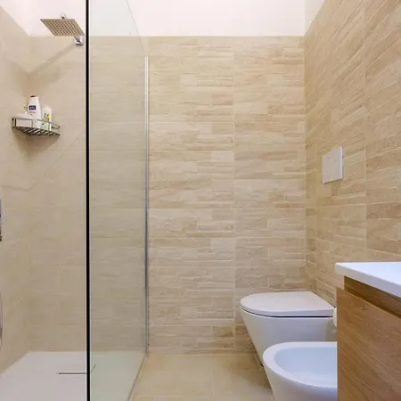 Reale Flats Lecce